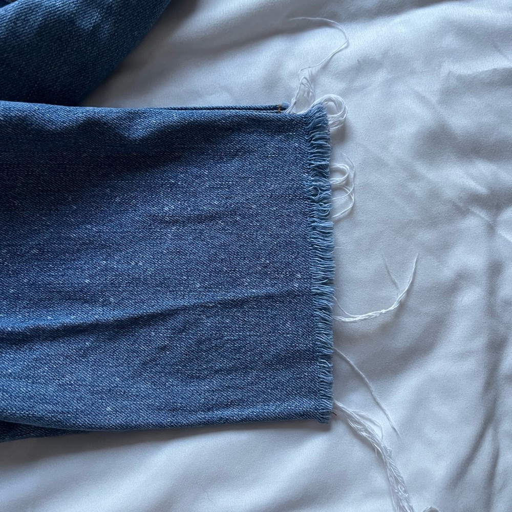 Frayed Hem Blue Denim Jeans